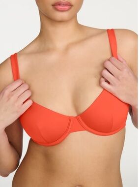 CUUP The Scoop in Hibiscus 38/H